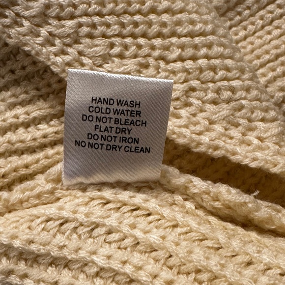 HYFVE knit shrug NWT - Picture 8 of 9